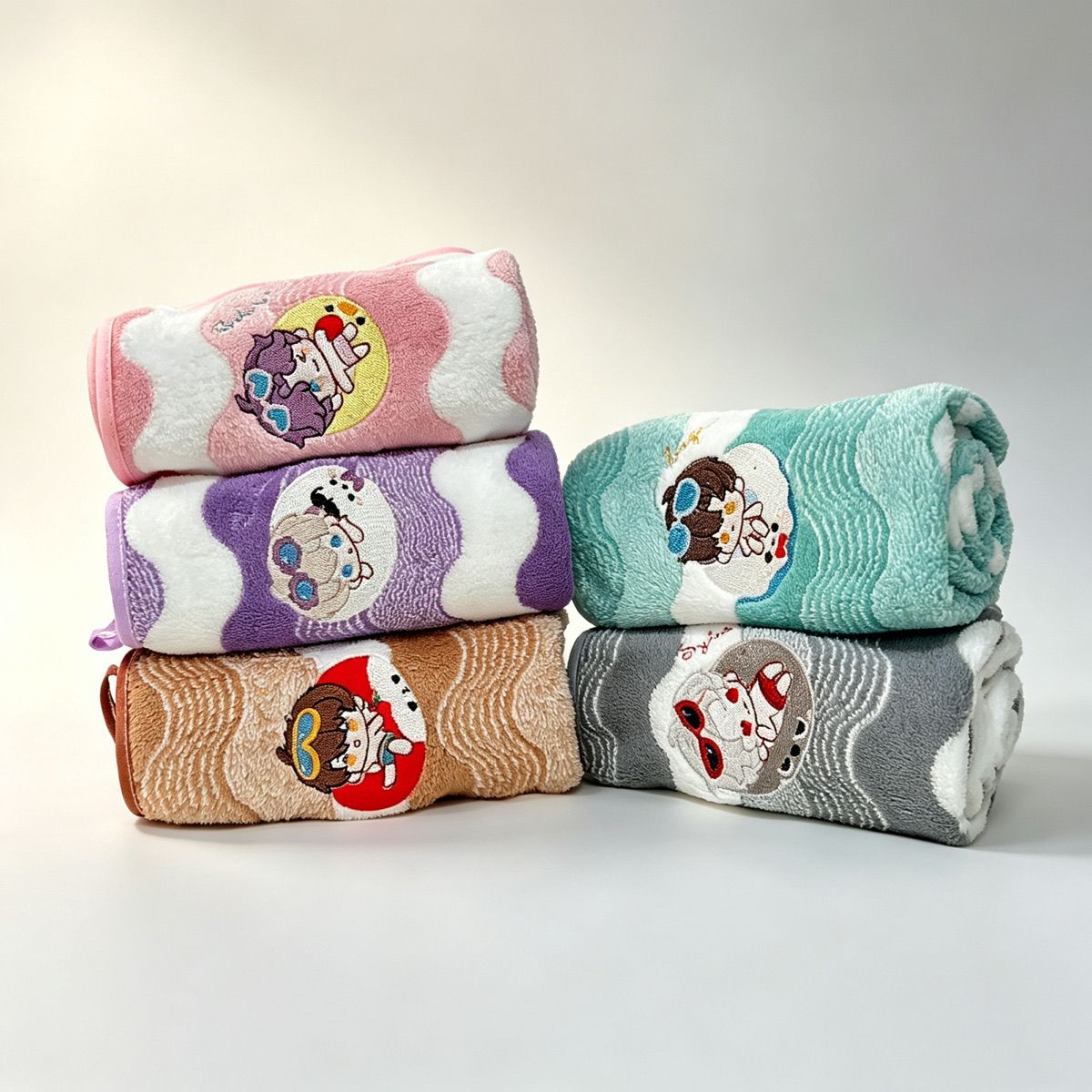 アニメ「ラブアンドディープスペース」コーラルフリースハンドタ - Embroidery Love のレビューと価格