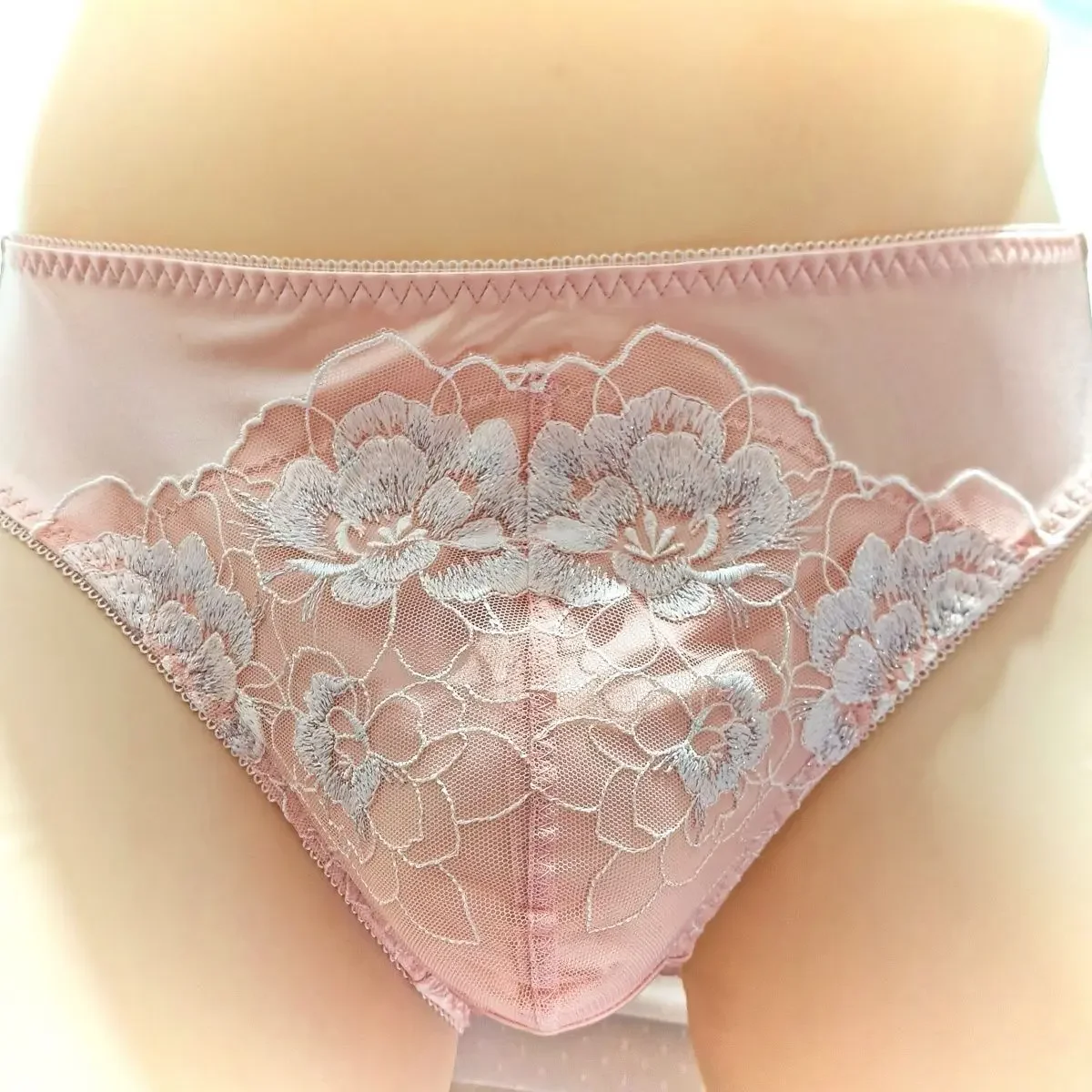 メンズレース刺繍ピンクブリーフライブショーダンス下着DJクラ - Embroidery Lace のレビューと価格