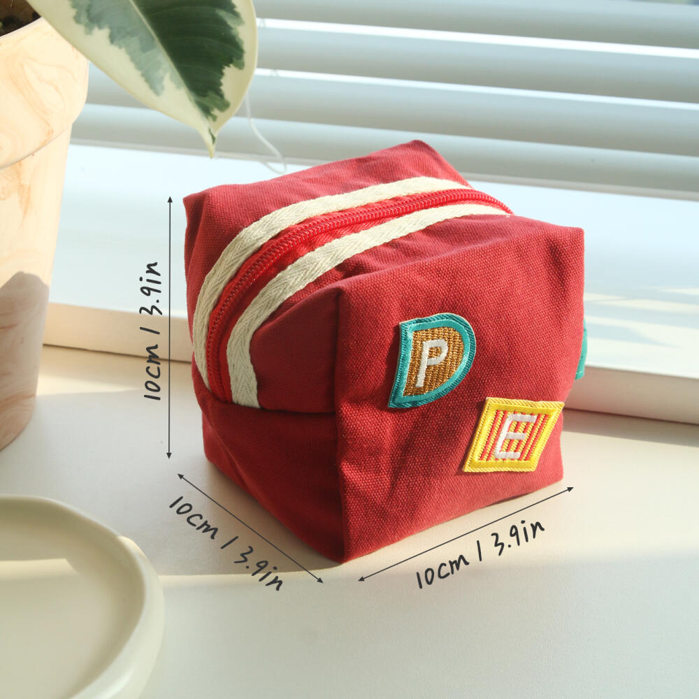 パーソナライズカスタム刺繍 デュアルイニシャル キャンバス  - Embroidery Alphabet のレビューと価格
